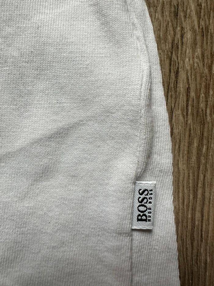 T-shirt MC Hugo Boss 6 ans - photo numéro 5
