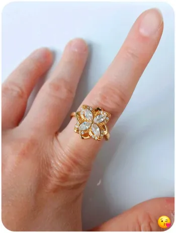 Bague fleur tournante anti-stress – élégance & apaisement