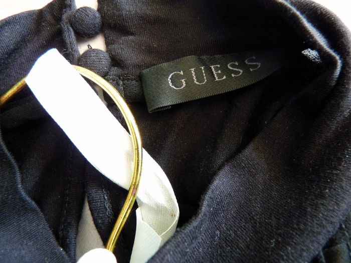 Haut femme Guess S 36 noir col montant sans manches neuf - photo numéro 5
