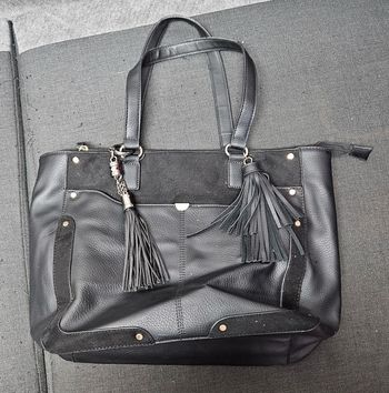 Sac à main.
Gémo.
34,5x11x29cm