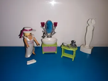 Thème* personnage & meubles / coiffeuse