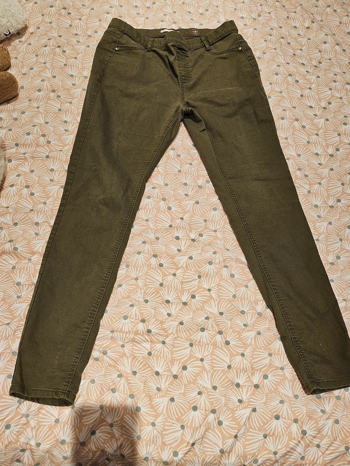 Vend pantalon skinny kaki - photo numéro 2
