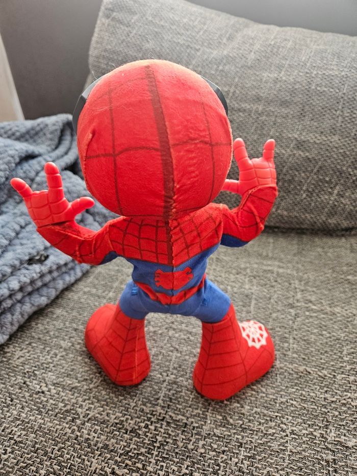 Spiderman danseur - photo numéro 2