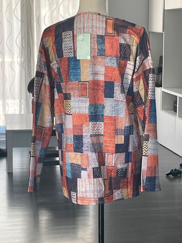 Tee-shirts manche longue patchwork taille L neuf - photo numéro 2
