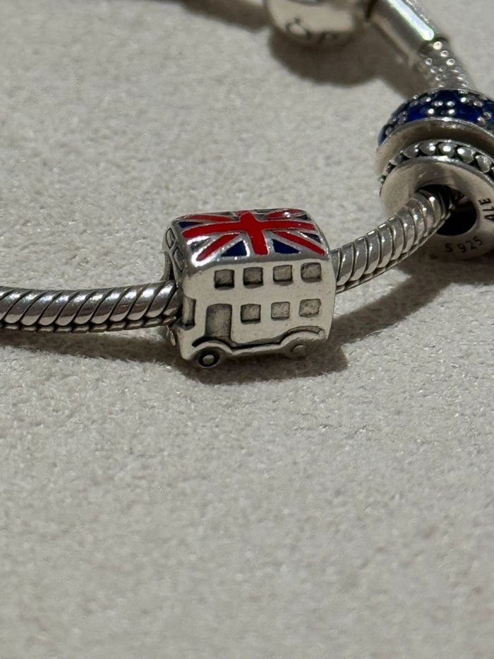 Charm Bus Londonien Drapeau Anglais