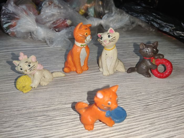 Anciennes figurines les Aristochats