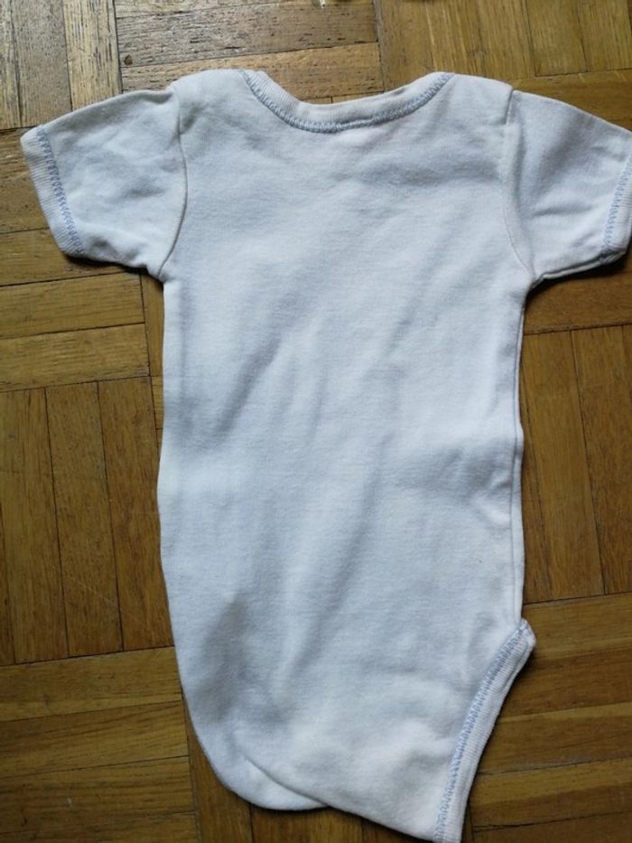 4 bodys MC 3 mois - photo numéro 6