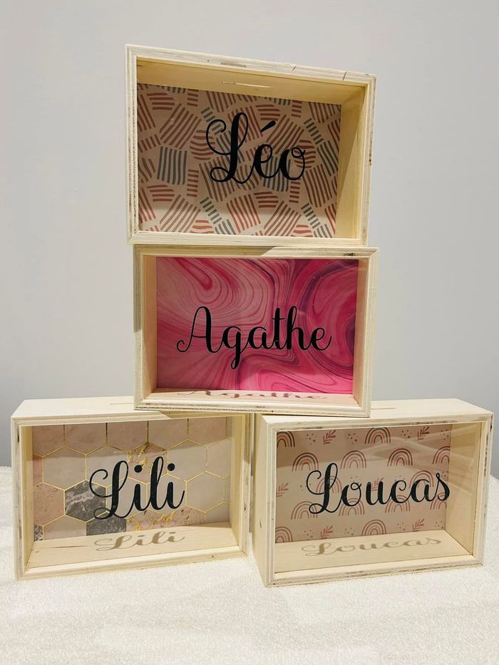 Tirelire en bois personnalisée avec prénom ou message - photo numéro 4