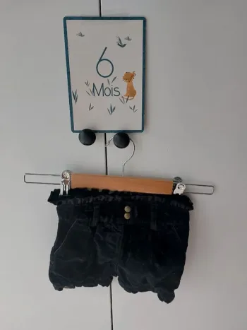 Short en velours noir Gemo 6 mois