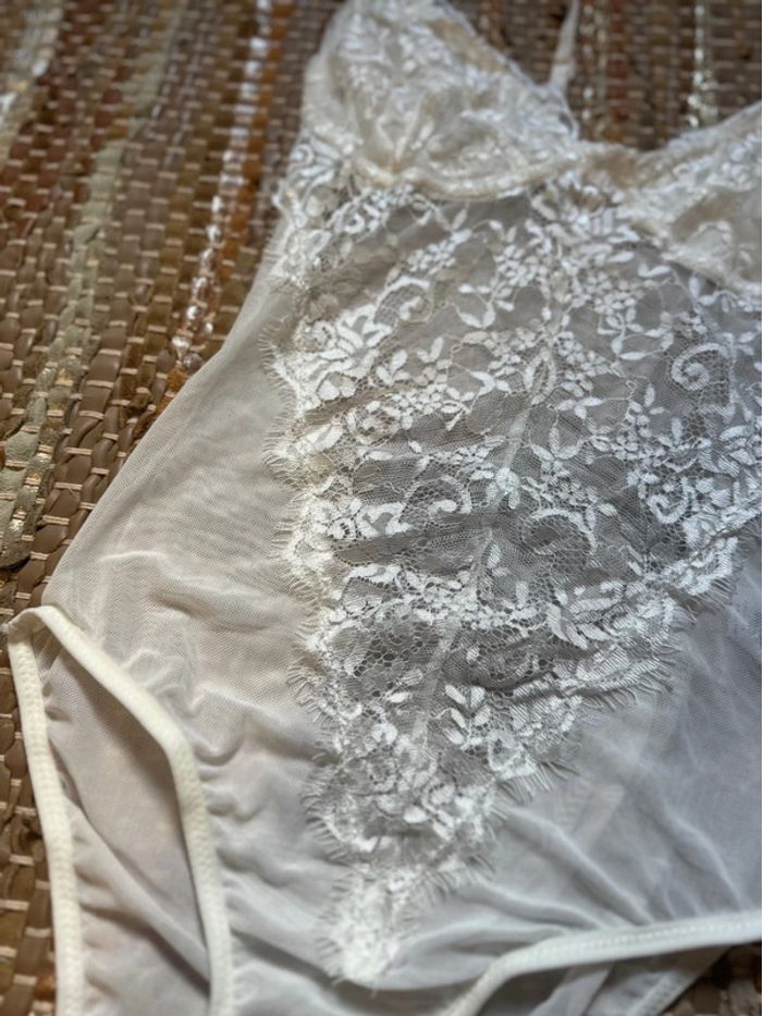 Body dentelle écrue blanc taille S - photo numéro 4