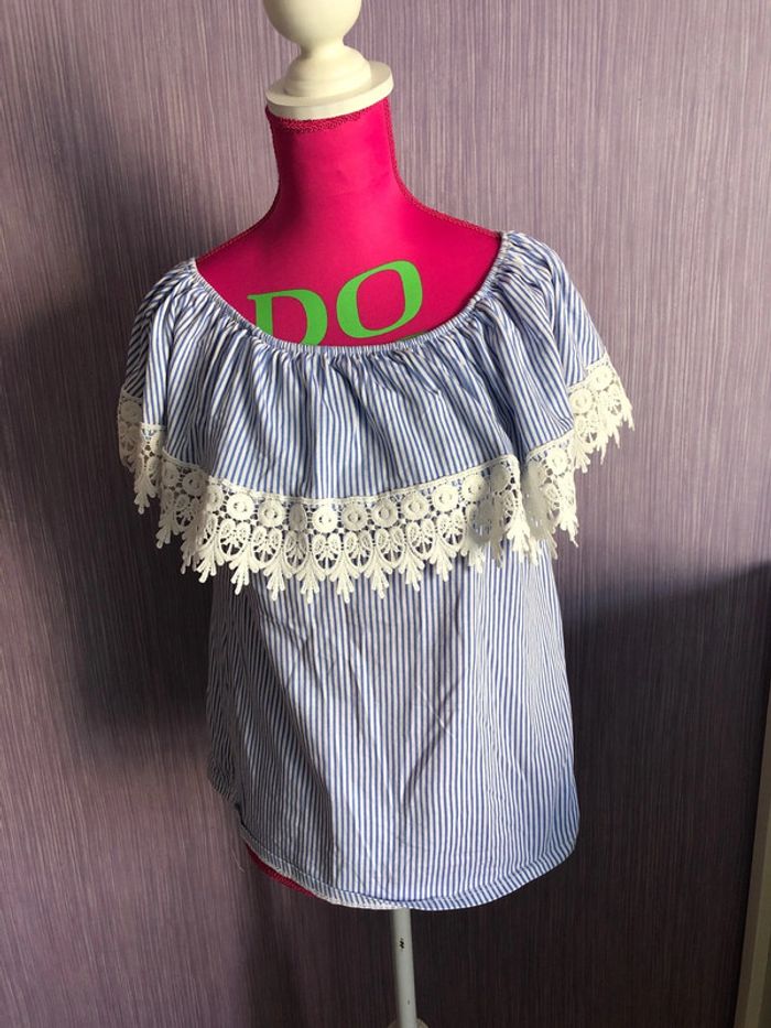 Top épaule dénudée