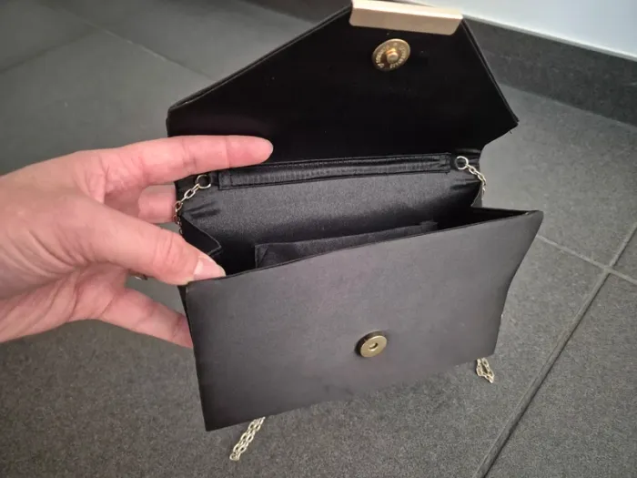 Pochette noir - photo numéro 4