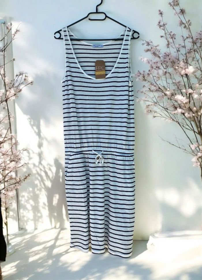 🎀 Robe Rayures marinière noire et blanche neuve,femme taille 38/40🎀