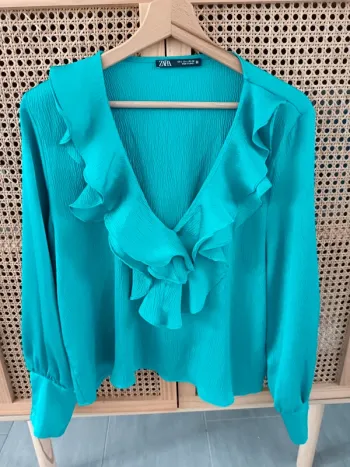 Blouse zara avec volants