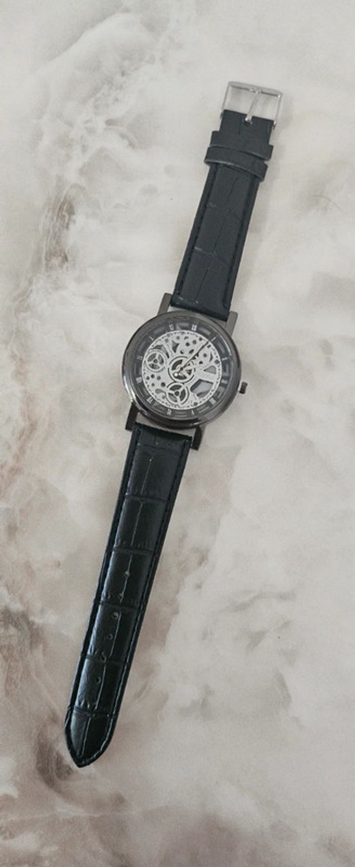Montre pour homme neuve - photo numéro 2