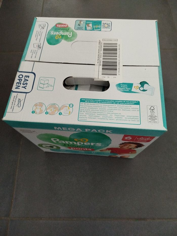 56 couches  Pampers harmonie pants  taille 6 - photo numéro 2