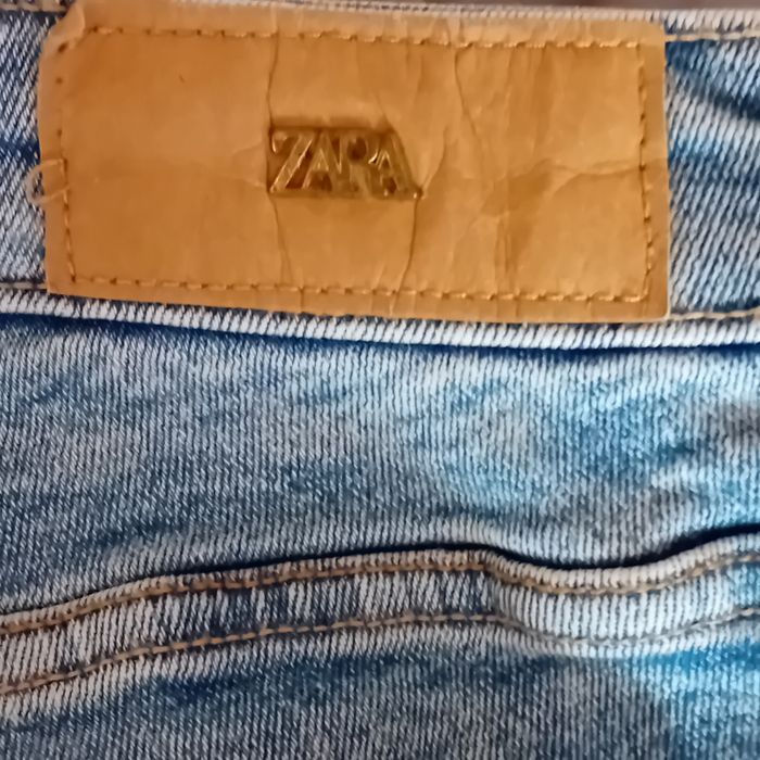 Jean femme zara - photo numéro 4