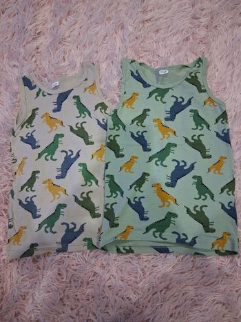 Lot 2 débardeurs 3-4 ans