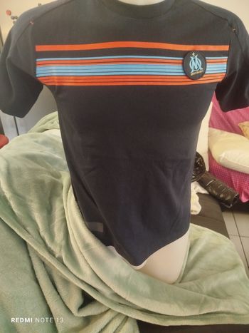 #kytie14ansgarcon. Tee-shirt manches courtes taille 14 ans 