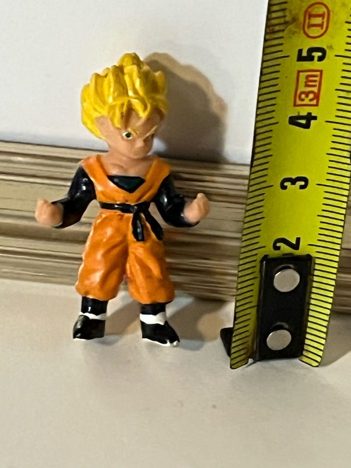 Figurine dragon ball z goten d’origine - photo numéro 2