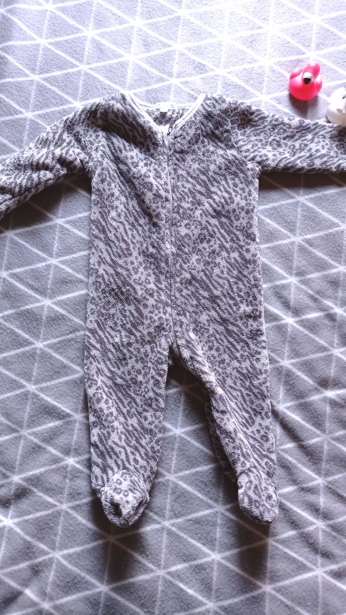 🦄 Lot 5 pyjamas hiver, 6 mois - photo numéro 3