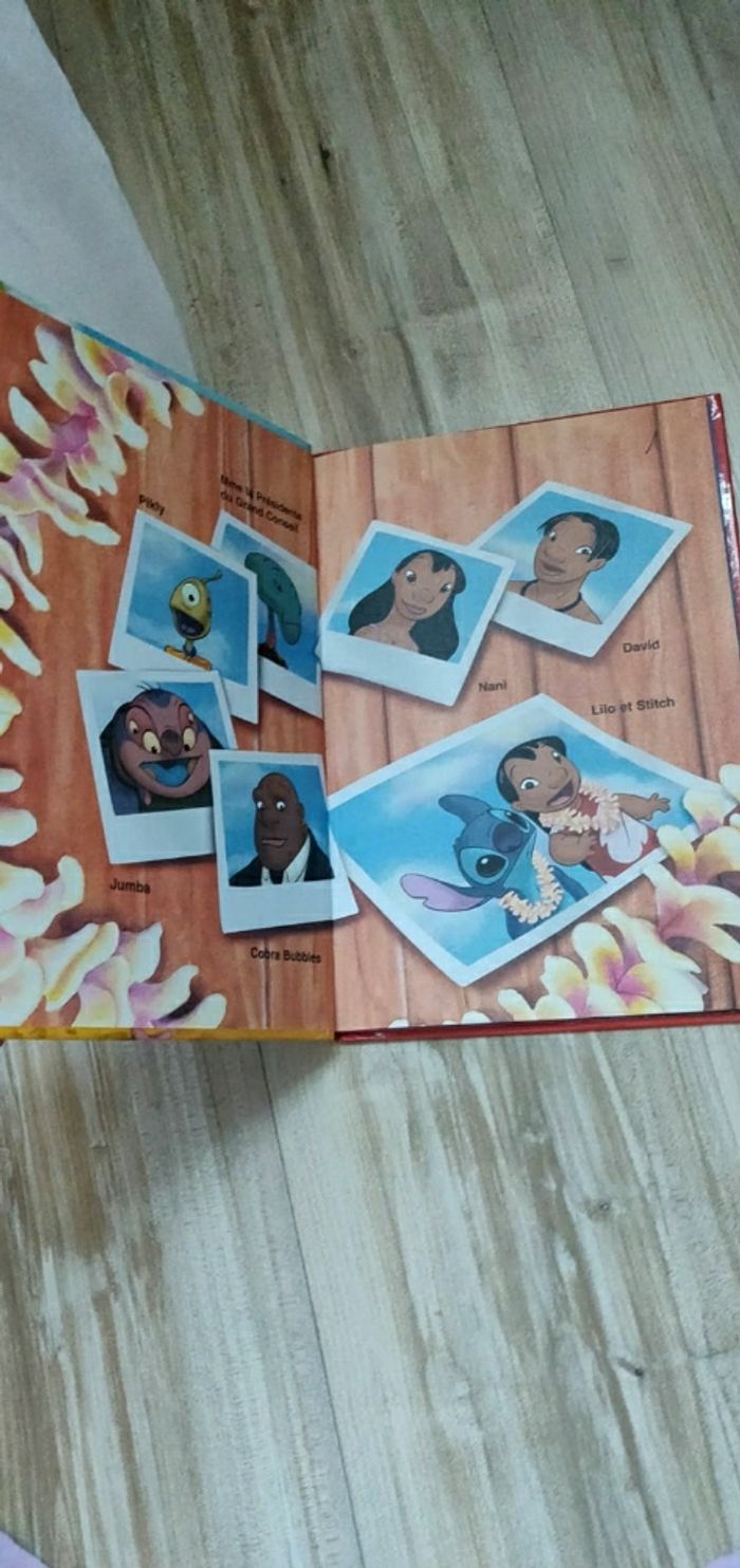 Livre de lilo& stitch neuf - photo numéro 3
