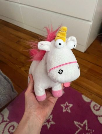 Peluche licorne de Moi Moche et Méchant 3