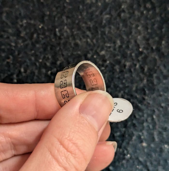 Bague argentée en acier - photo numéro 2