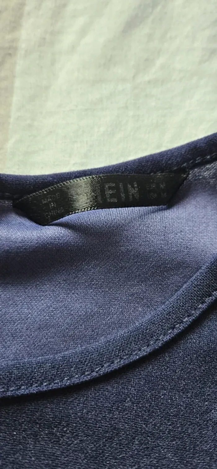 Robe mi-longue bleue marine SHEIN taille M - Chic et élégante - photo numéro 3