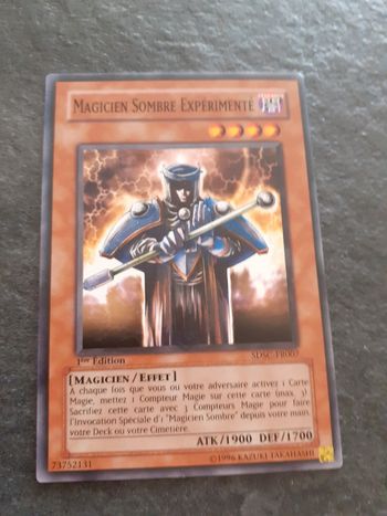 Carte Yu-Gi-Oh ! Magicien sombre expérimenté SDSC-FR007