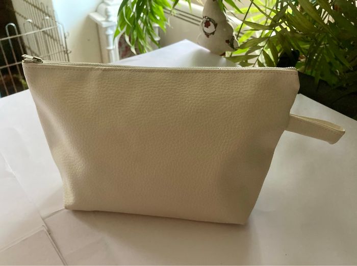 Trousse de toilette - photo numéro 4