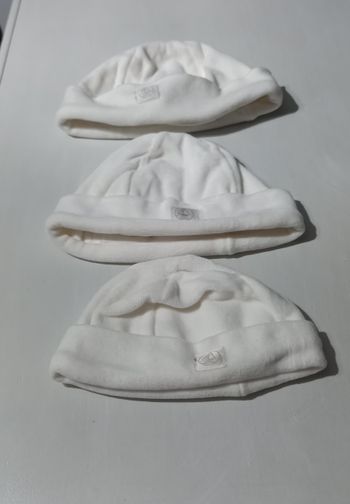 Lot 3 bonnets velours blanc