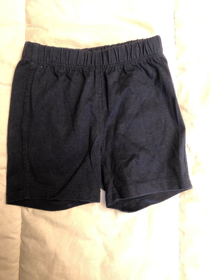 Short 12 mois bon état