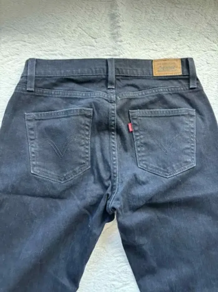 Jean Levi’s Curvy Cut bootcut évasé femme Noir US 8M / FR 38-40 Rare modèle US 2000s y2k - photo numéro 14