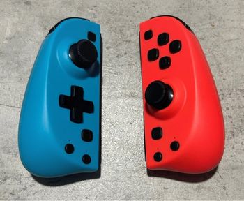 Lot de joycons pour Switch - génériques