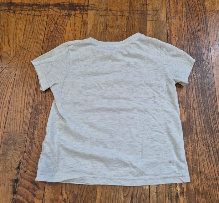 T-shirt manche courte garcon gris clair imprime kiabi taille 5 ans - photo numéro 3