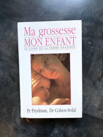 Gros livre ma grossesse mon enfant