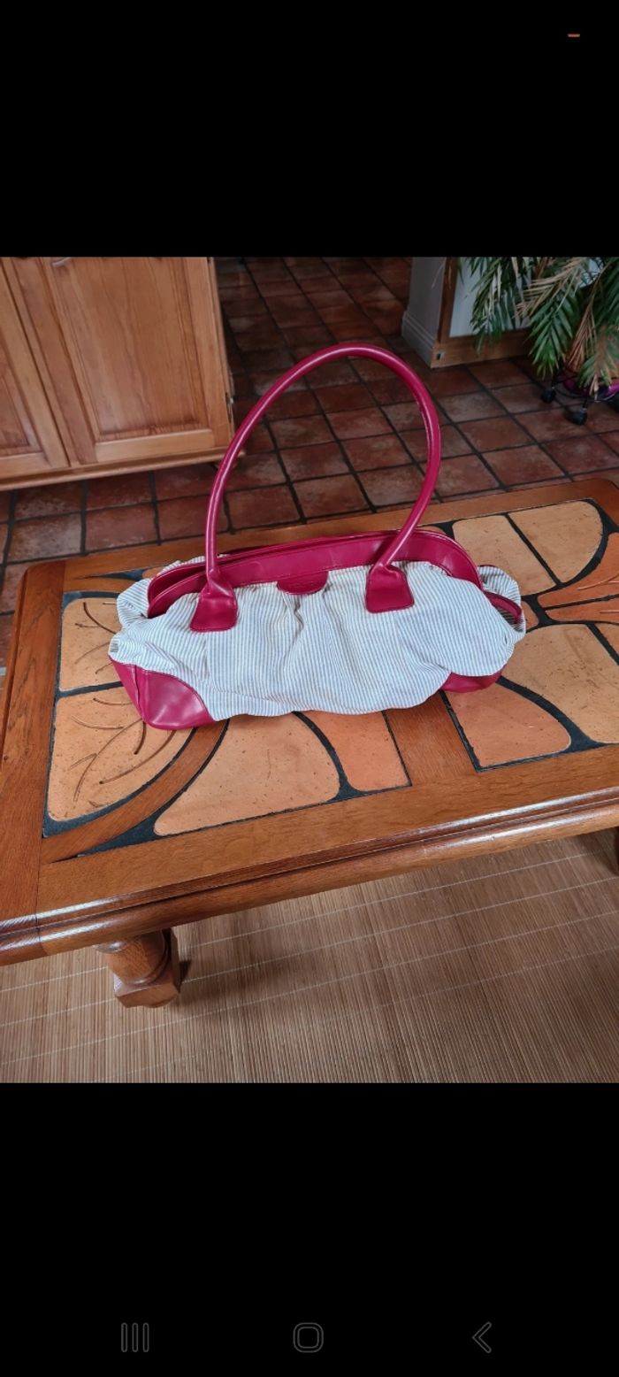 Sac  Cacharel