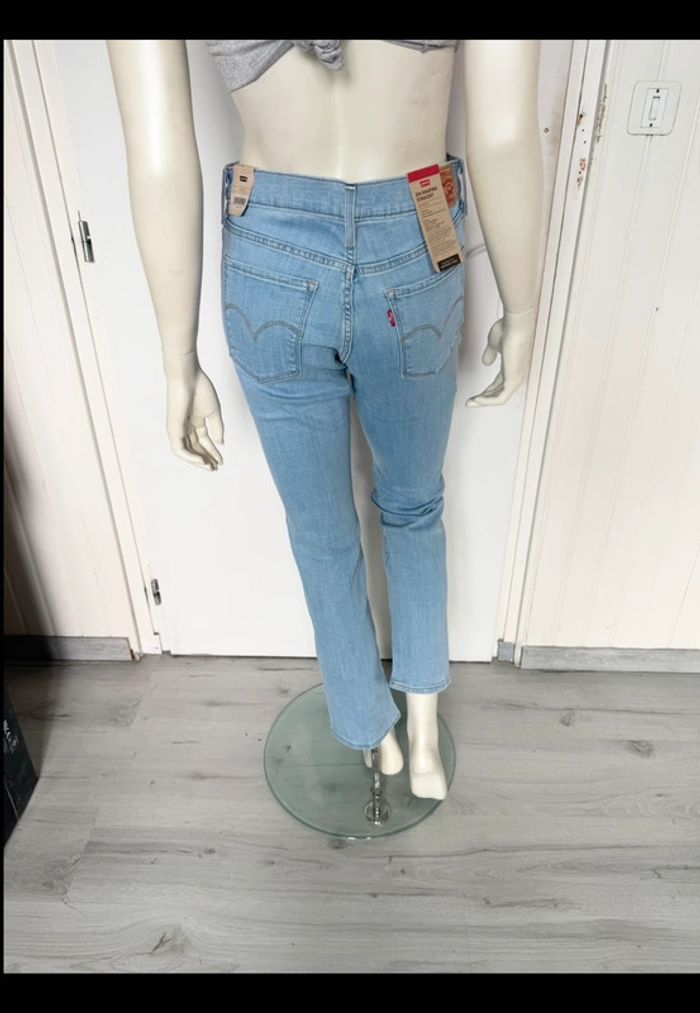 Jean Levi’s 314 Shaping Straight – Taille 29/30 – bleu clair – Neuf avec étiquette - photo numéro 7