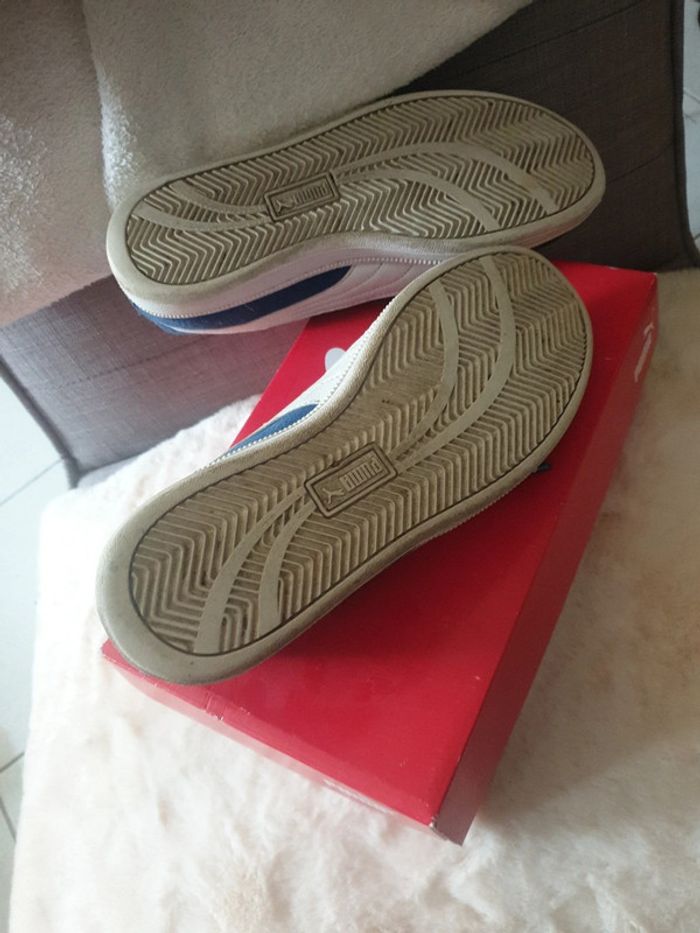 Baskets sneakers junior marque puma pointure 39 - photo numéro 3