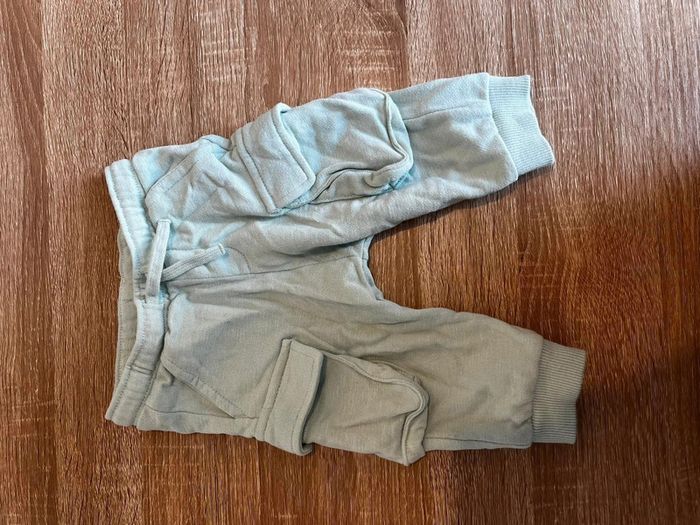 Lot vêtements 6 mois - photo numéro 11