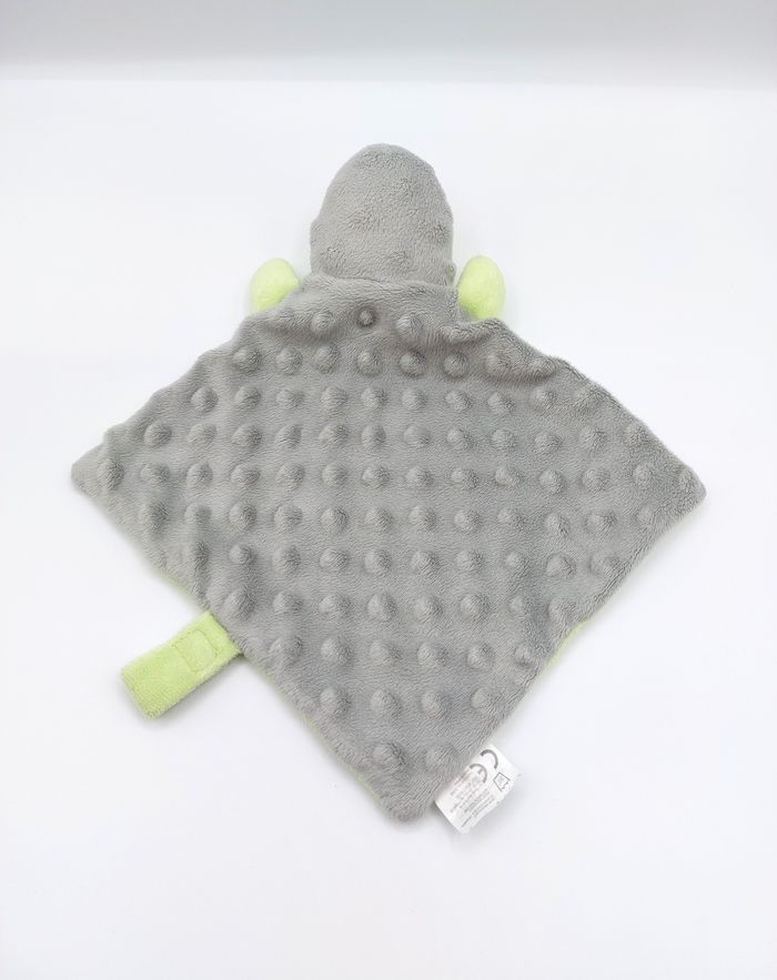 Doudou plat hérisson vert picots gris A-DERMA ADERMA attache tétine nez noir - photo numéro 2