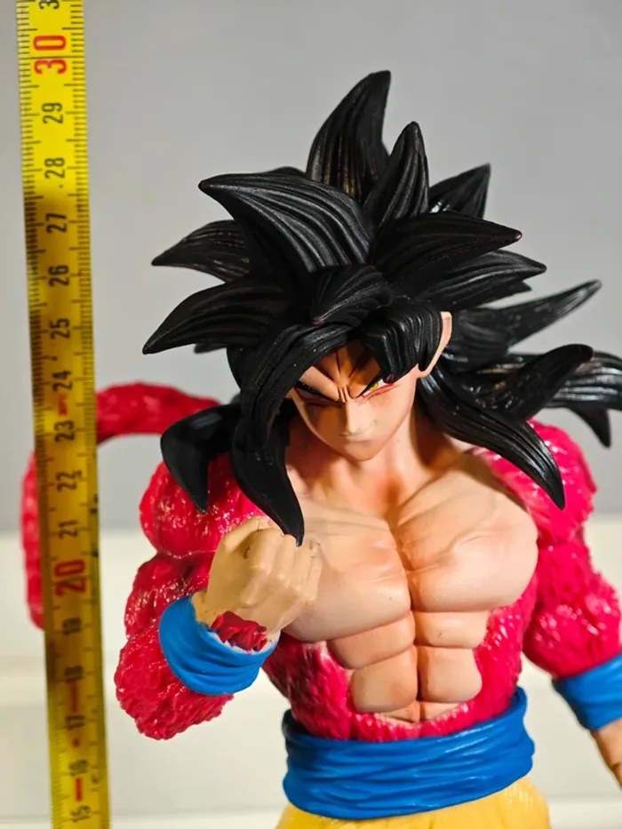 Figurine Dragon Ball GT : Goku SSJ4 30cm neuve sans boîte - photo numéro 7