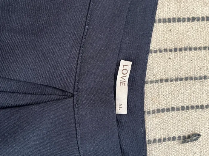 Short bleu marine - photo numéro 2