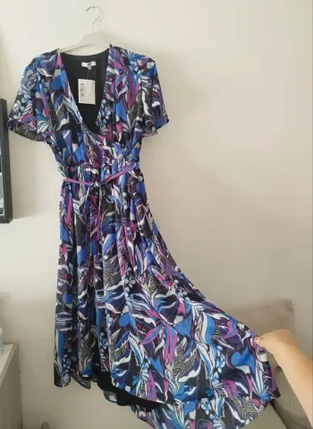Jolie robe longue femme neuve