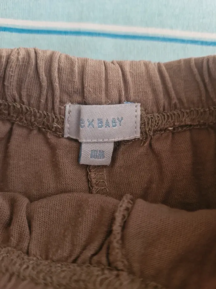Short bébé mixte 18 mois Tex Baby marron clair beige coton - photo numéro 2