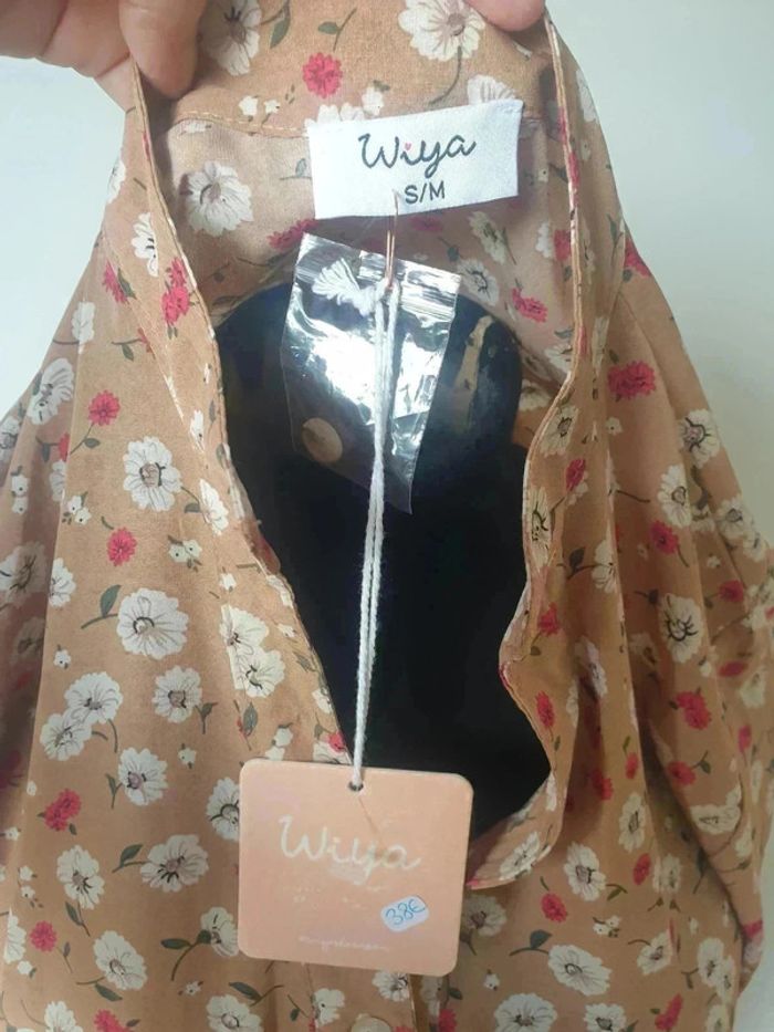 Idée cadeau 🎁- Robe Wiya S/M manches longues beige abricot NEUF . valeur d'achat 38 € - photo numéro 5