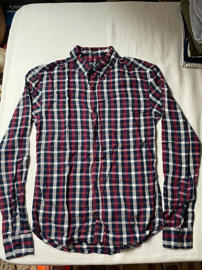 Chemise à carreaux