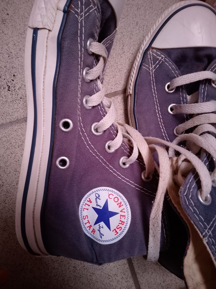 Paire de baskets Converse violette pointure 34 en très bon état. - photo numéro 6