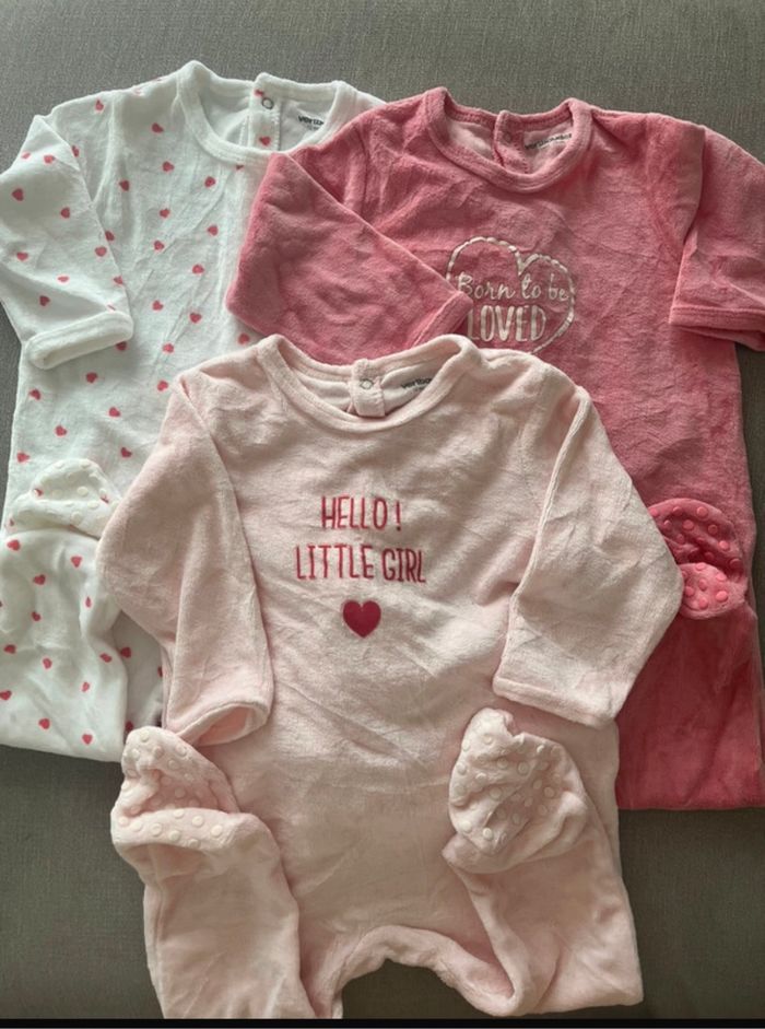Lot de pyjamas velours verbaudet fille 12 mois